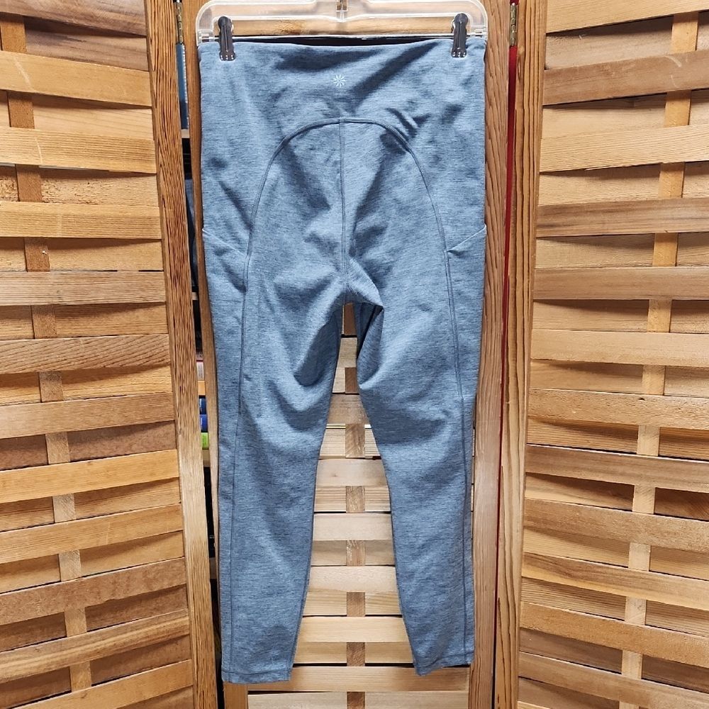 Athleta Gray Ultimate Capri Stash Pocket 7/8 Tight Leggings Women M Polyester - Picture 2 of 9